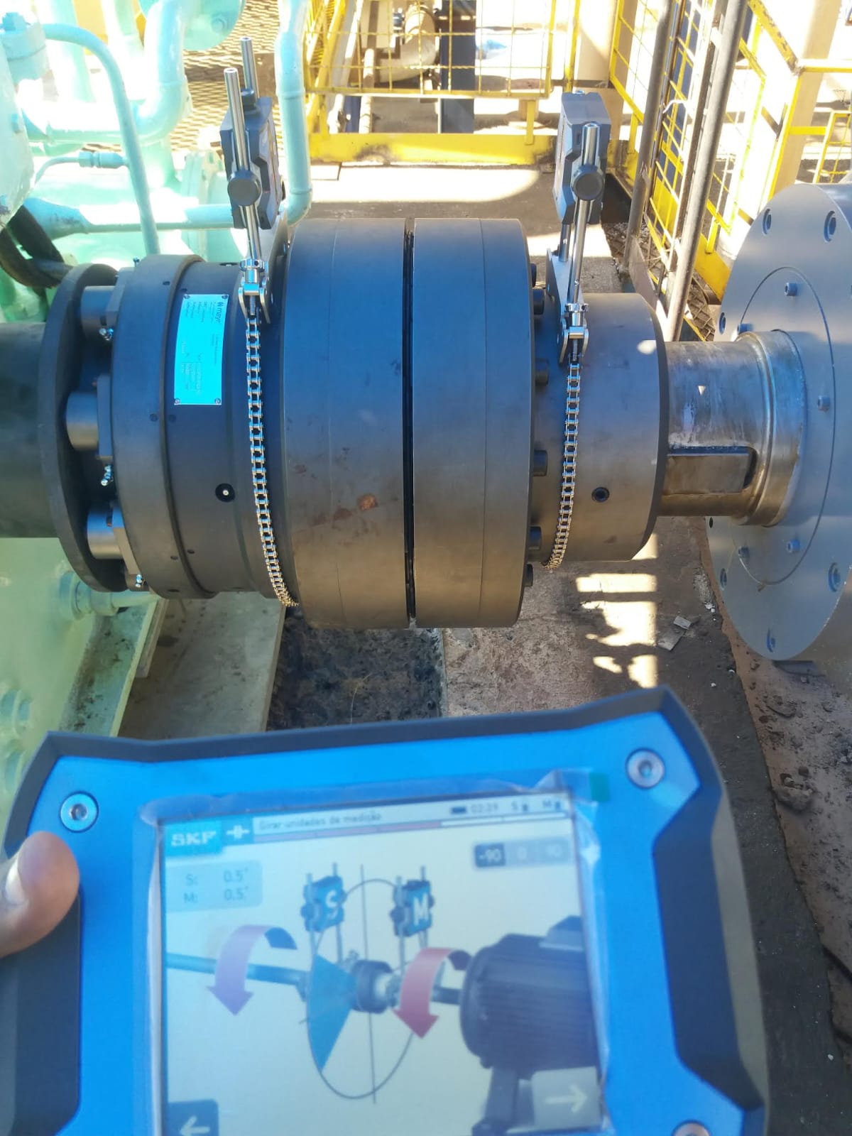 Alinhamento a Laser de Turbina com Redutor - Leitor Digital